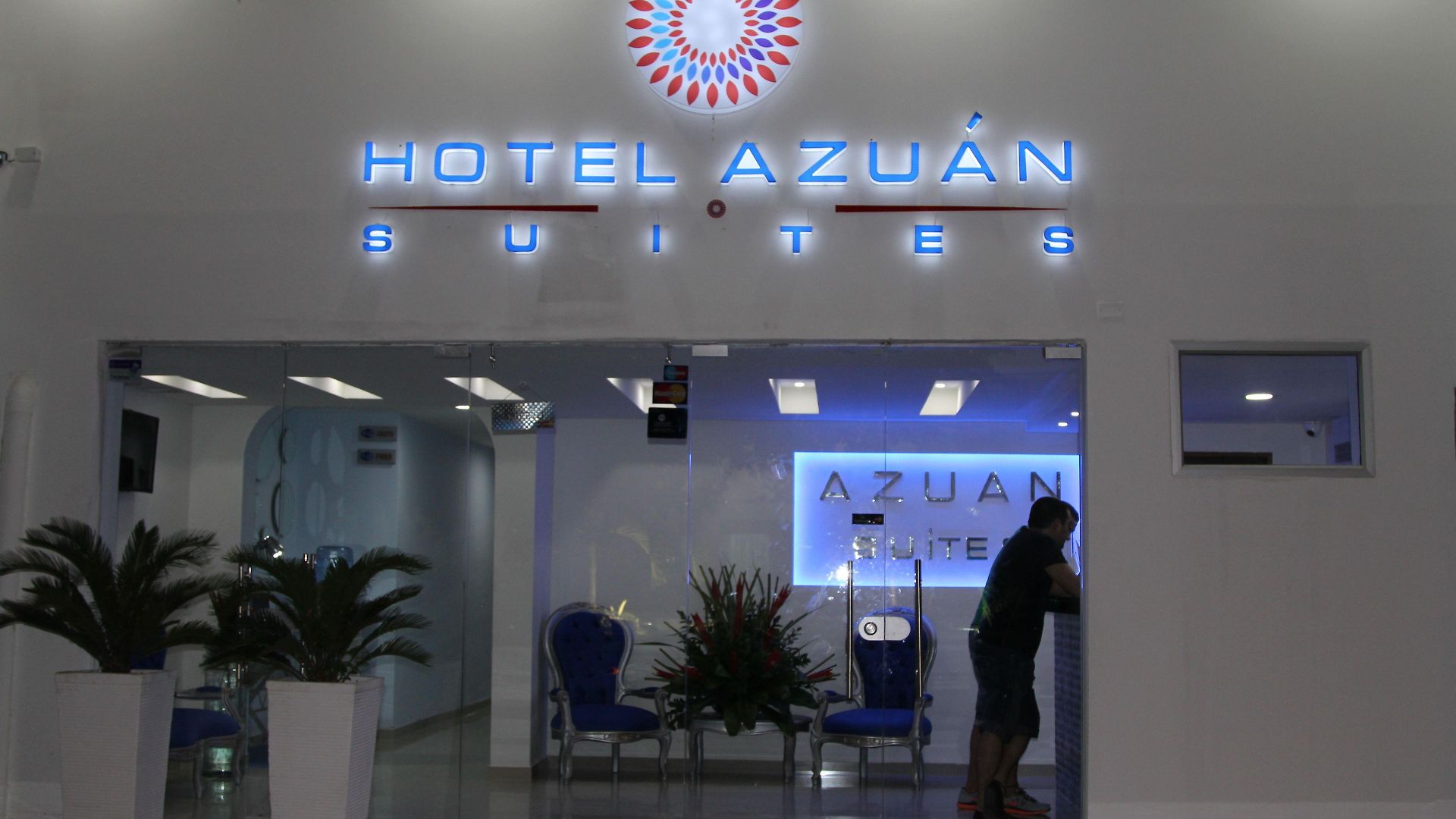 Azuán By Geh Hotel 3*