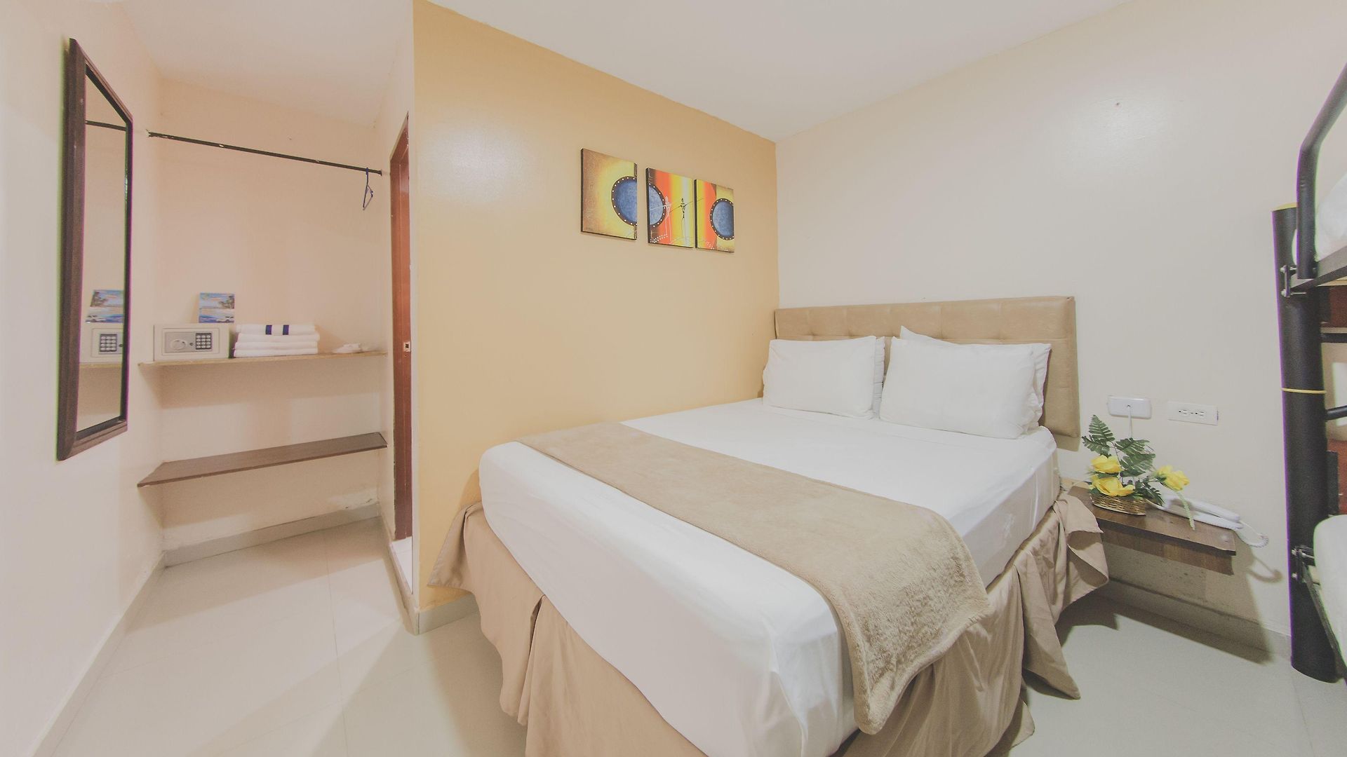 Hotel Azuán By Geh