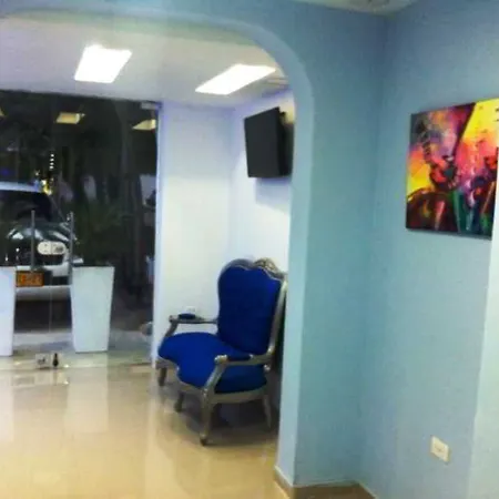 Azuan By Geh Hotel