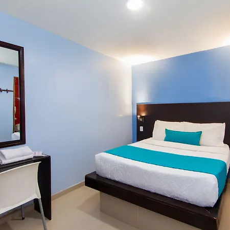 Azuán By Gh Hotel 3*